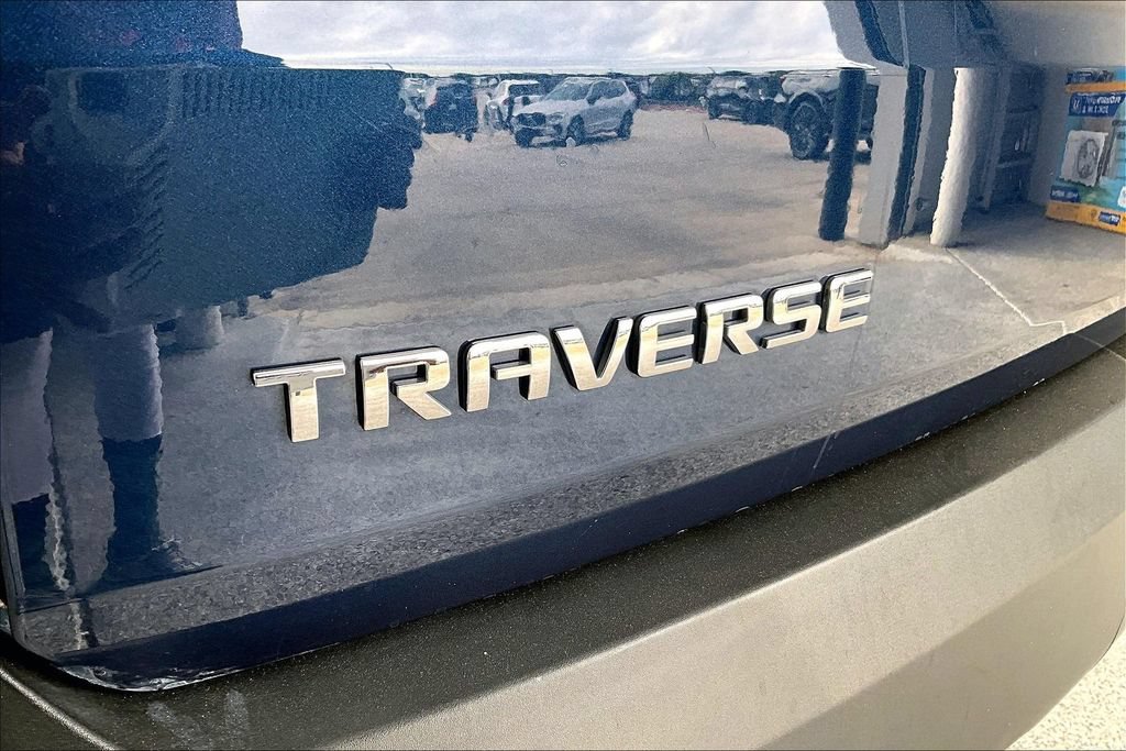 Used 2023 Chevrolet Traverse LT w/ LT Premium Package FWD image 40