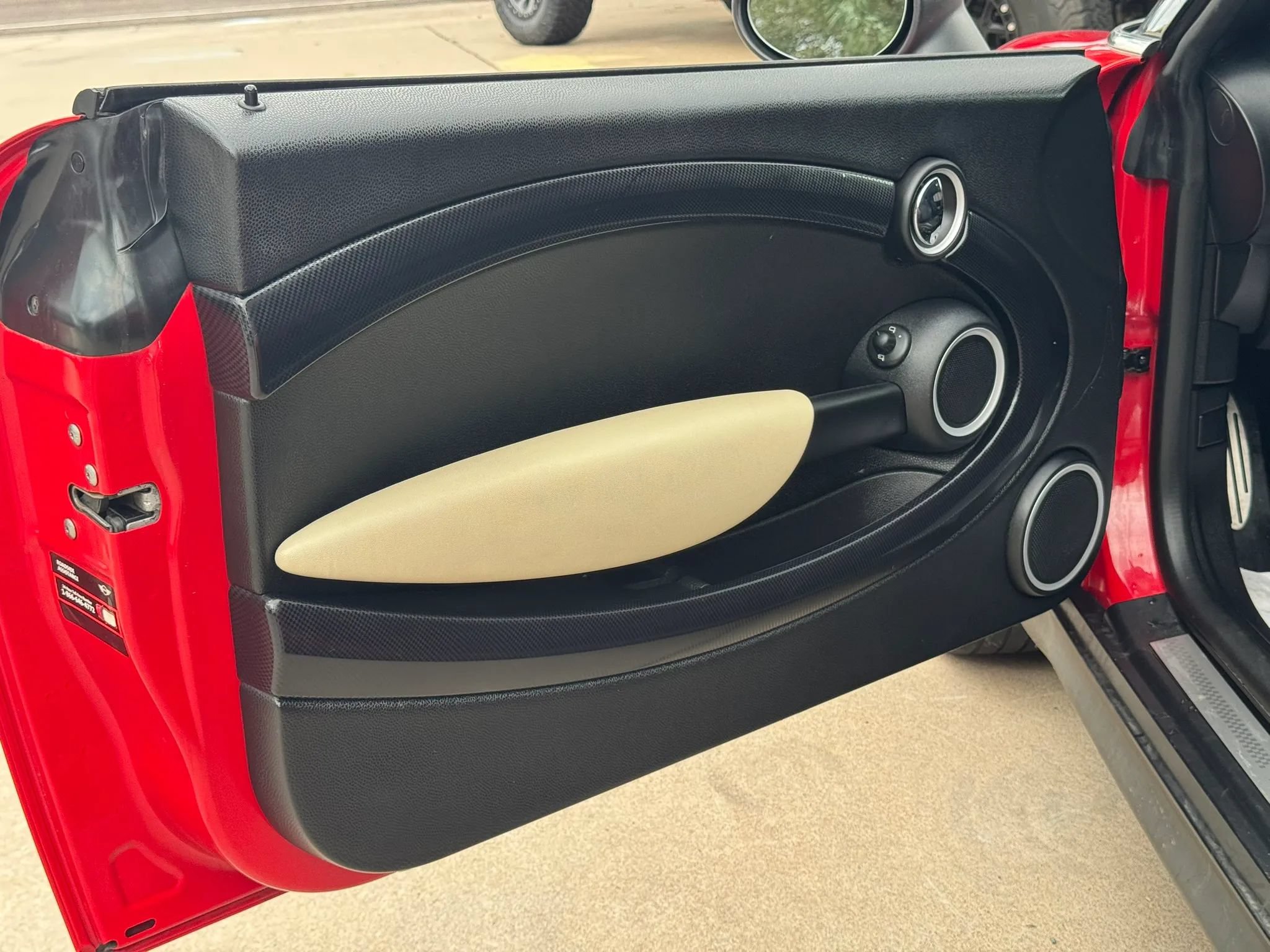 Used 2012 MINI Cooper Coupe S FWD image 9