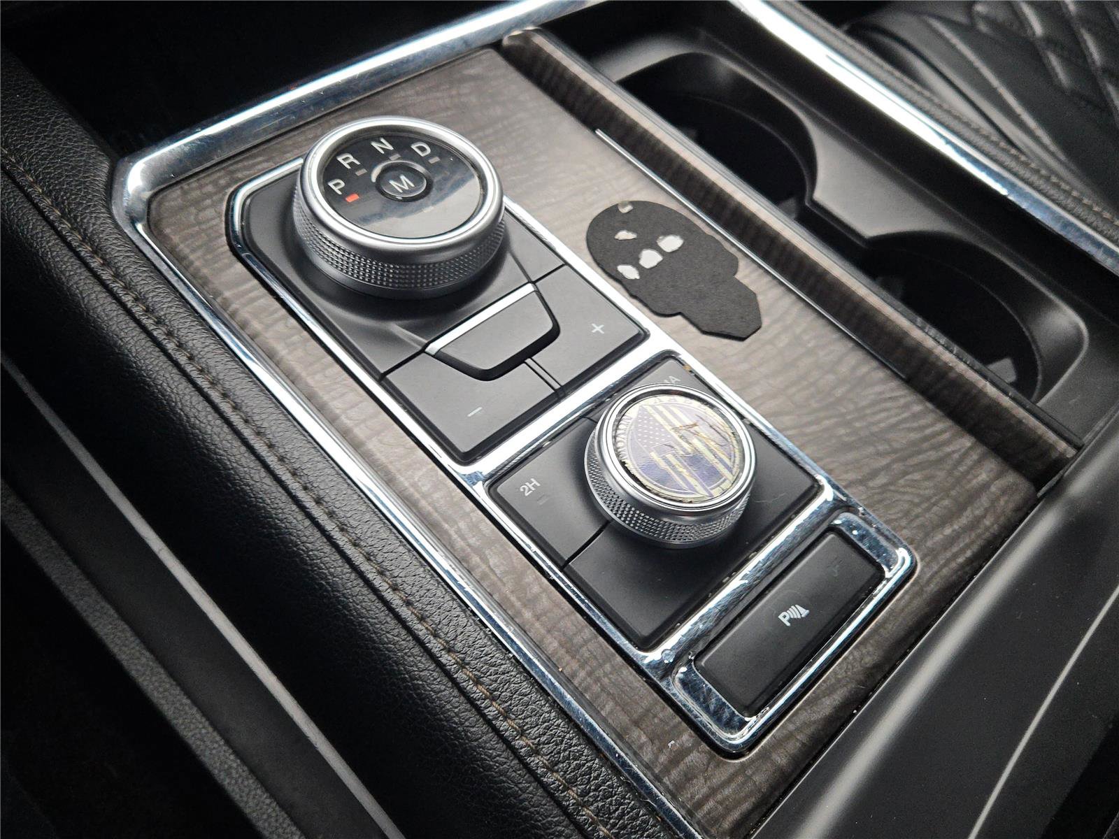 Used 2021 Ford Expedition Limited image 32