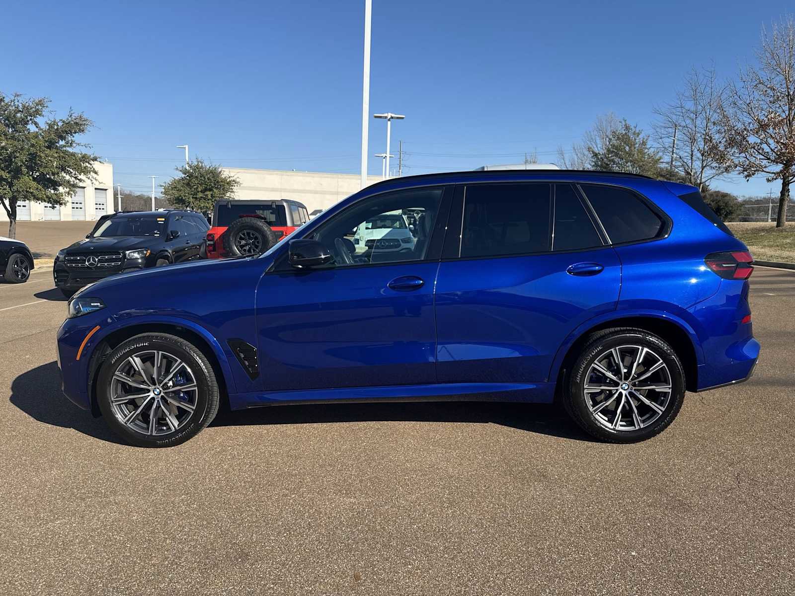 Used 2026 BMW X5 M60i image 3