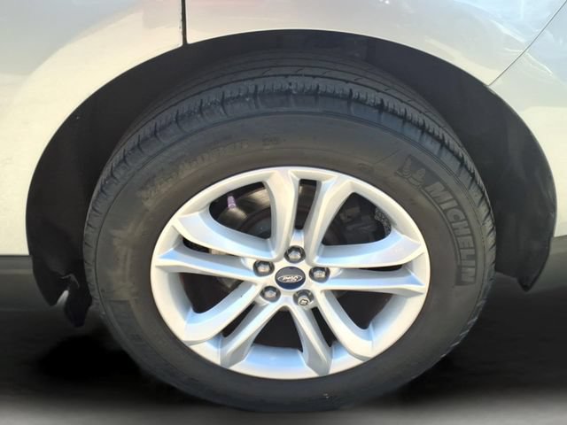 Used 2020 Ford Edge SEL w/ Convenience Package AWD/4WD image 7