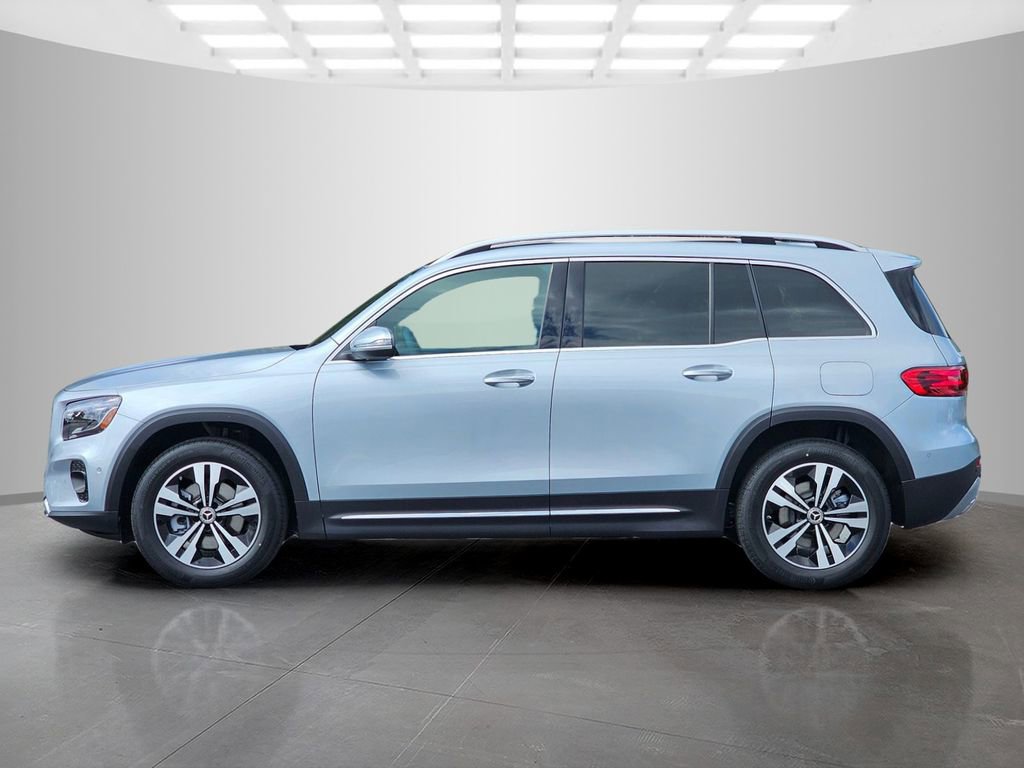 Used 2026 Mercedes-Benz GLB 250 image 3