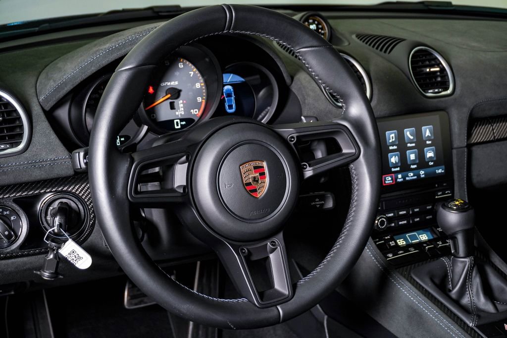 Used 2023 Porsche 718 Cayman GT4 RS RWD image 27