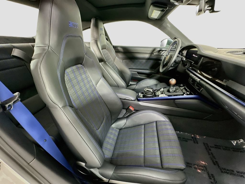 New 2026 Porsche 911 Carrera T RWD image 27