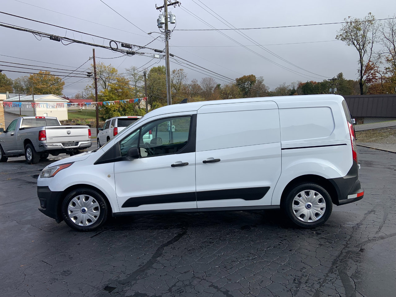 Used 2019 Ford Transit Connect XL image 4