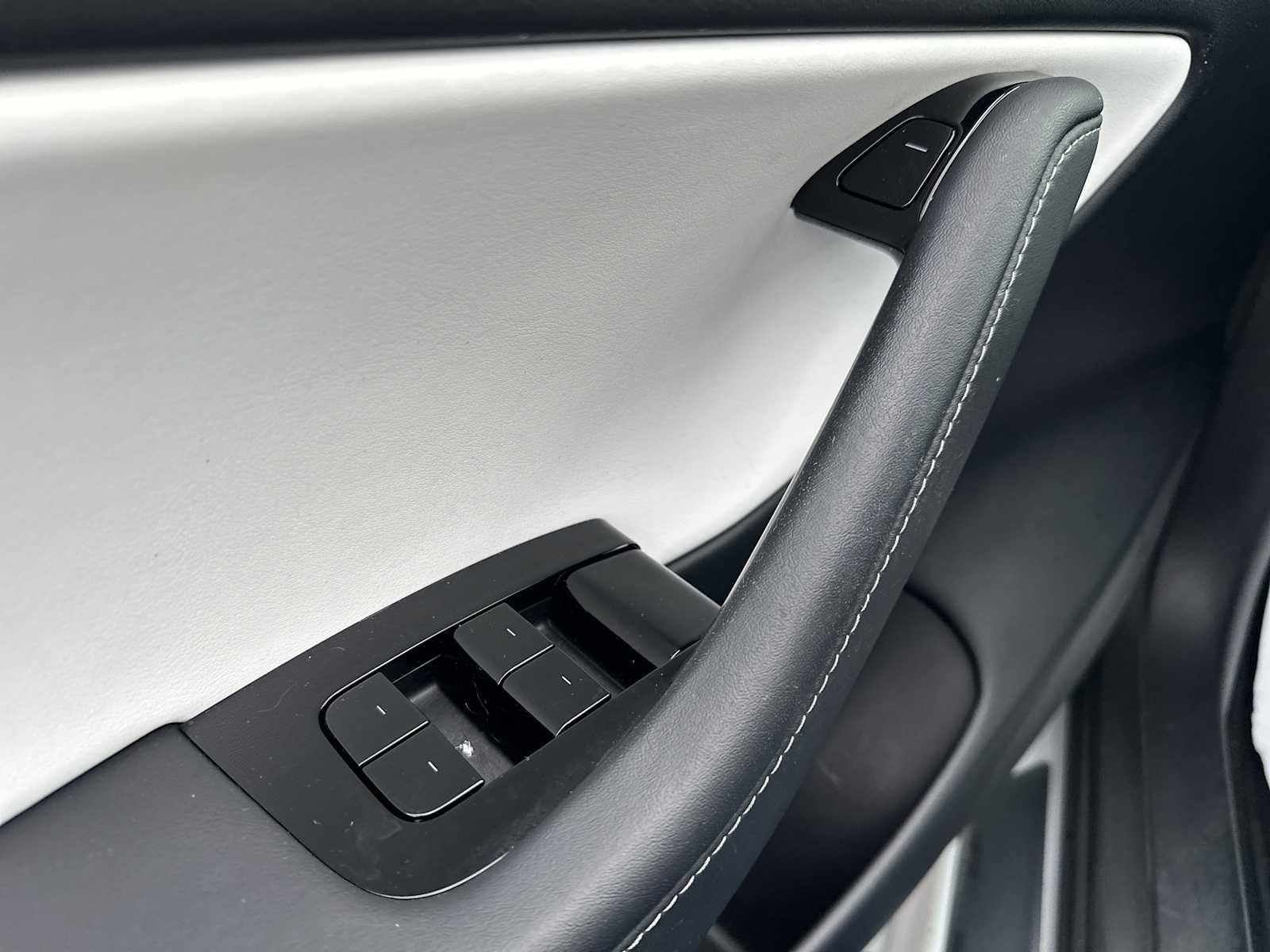 Used 2020 Tesla Model 3 Long Range image 22