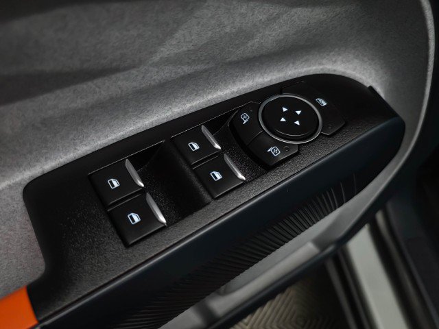 Used 2022 Ford Maverick XLT FWD image 32