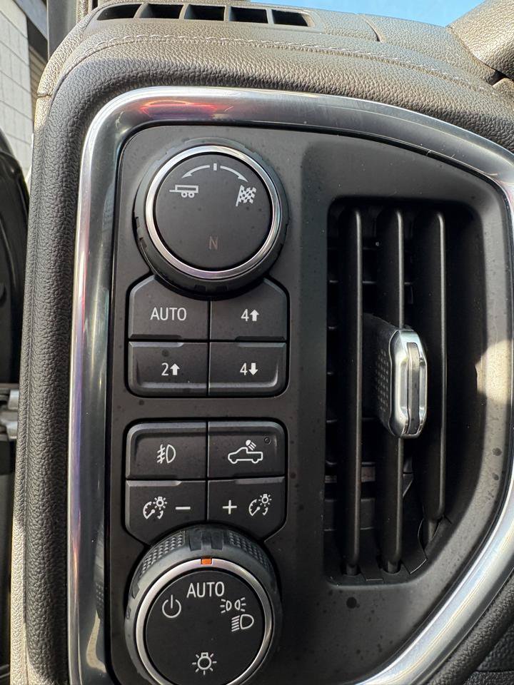Used 2019 Chevrolet Silverado 1500 RST AWD/4WD image 8