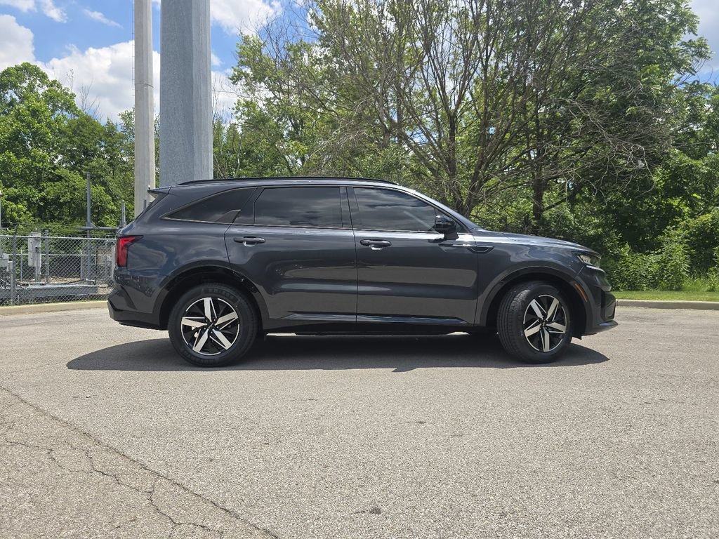 Used 2023 Kia Sorento S FWD image 17