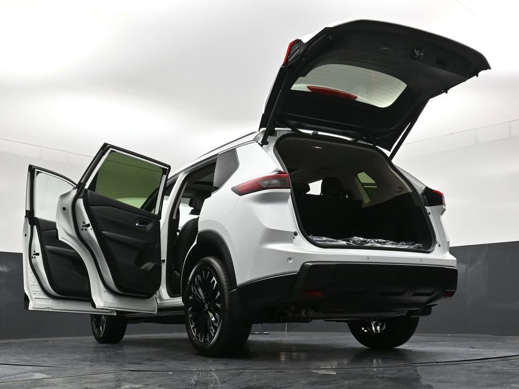 New 2026 Nissan Rogue SV AWD/4WD image 36