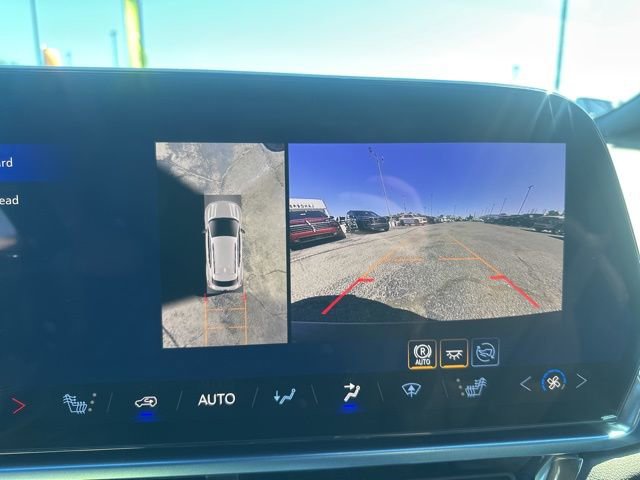 New 2026 Chevrolet Equinox EV LT image 24