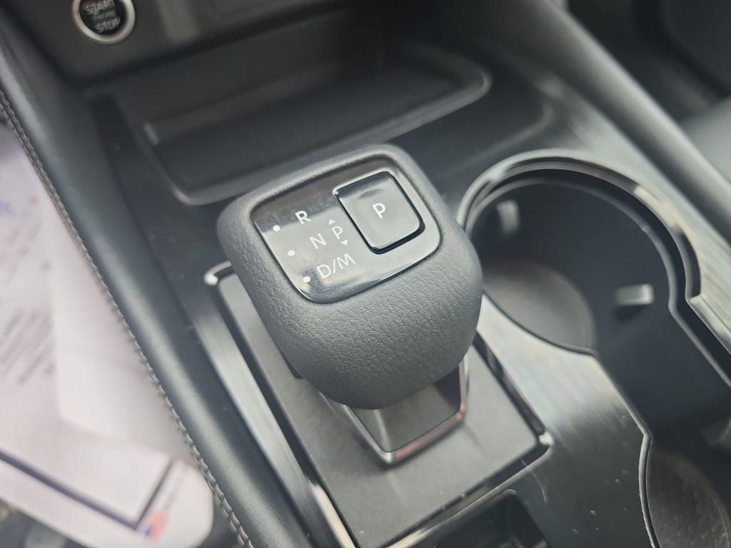 Used 2023 Nissan Rogue SL w/ SL Premium Package FWD image 24
