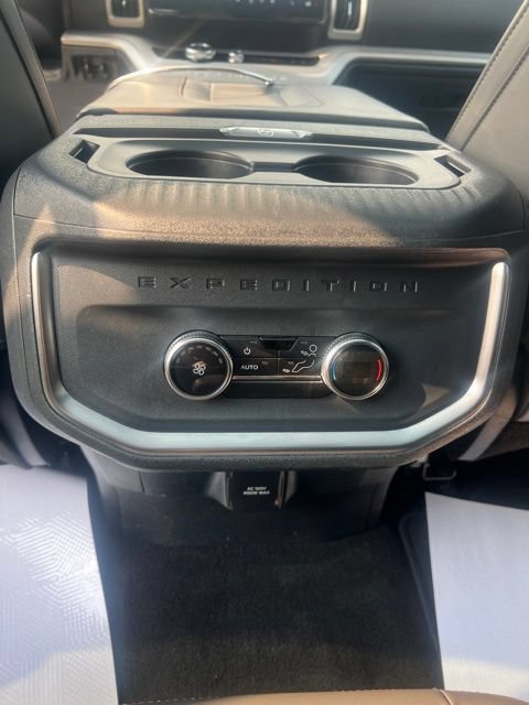 Used 2025 Ford Expedition Max Active AWD/4WD image 20