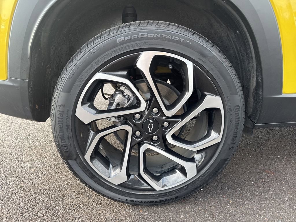 Used 2024 Chevrolet Trax RS w/ Sunroof Package image 9