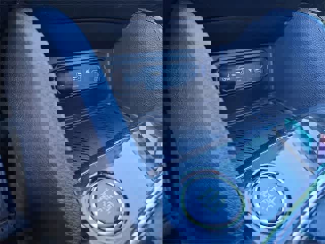 Used 2023 Kia Sportage EX image 30