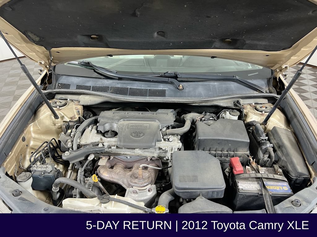 Used 2012 Toyota Camry XLE FWD image 33