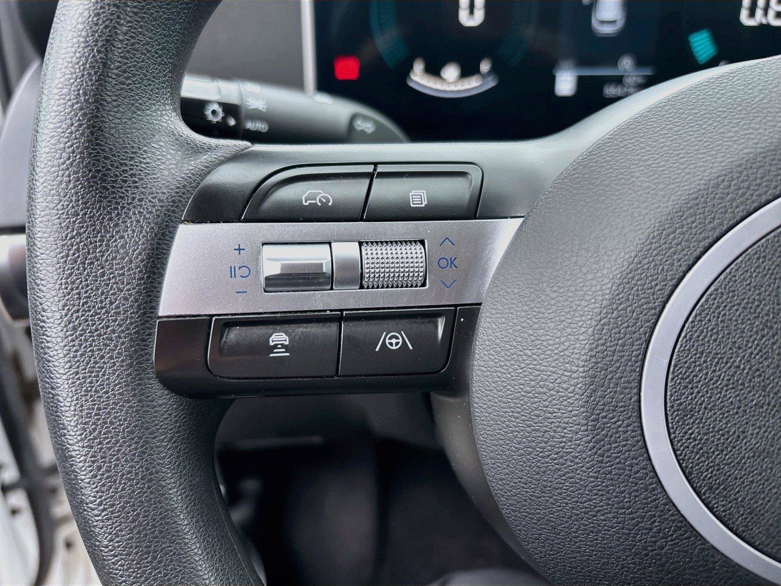 Certified 2025 Hyundai Tucson SEL AWD/4WD image 32