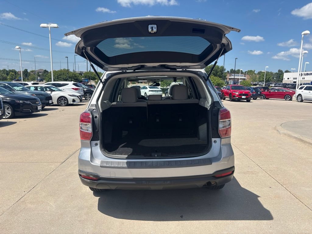Used 2016 Subaru Forester 2.5i Premium w/ Popular Package #2 AWD/4WD image 38