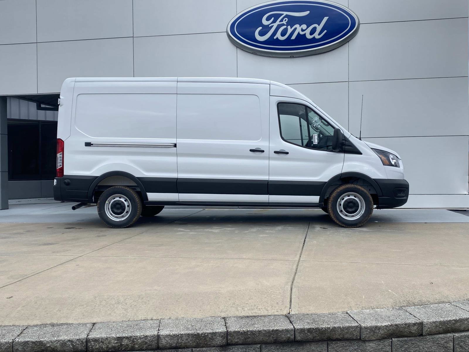 New 2026 Ford Transit 250 148 Medium Roof w/ Load Area Protection Package image 3