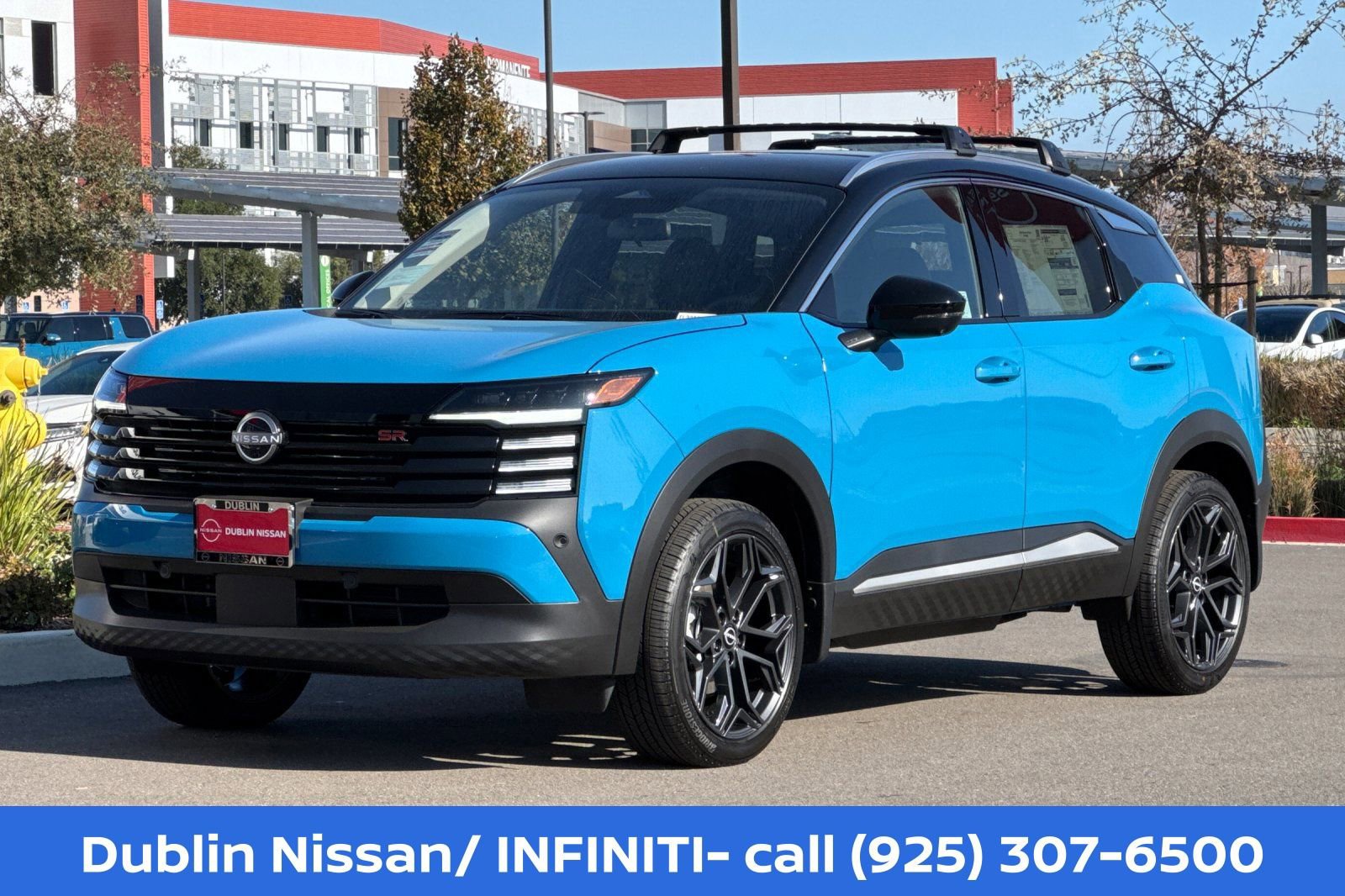 New 2026 Nissan Kicks SR w/ Cold Weather Package AWD/4WD image 8