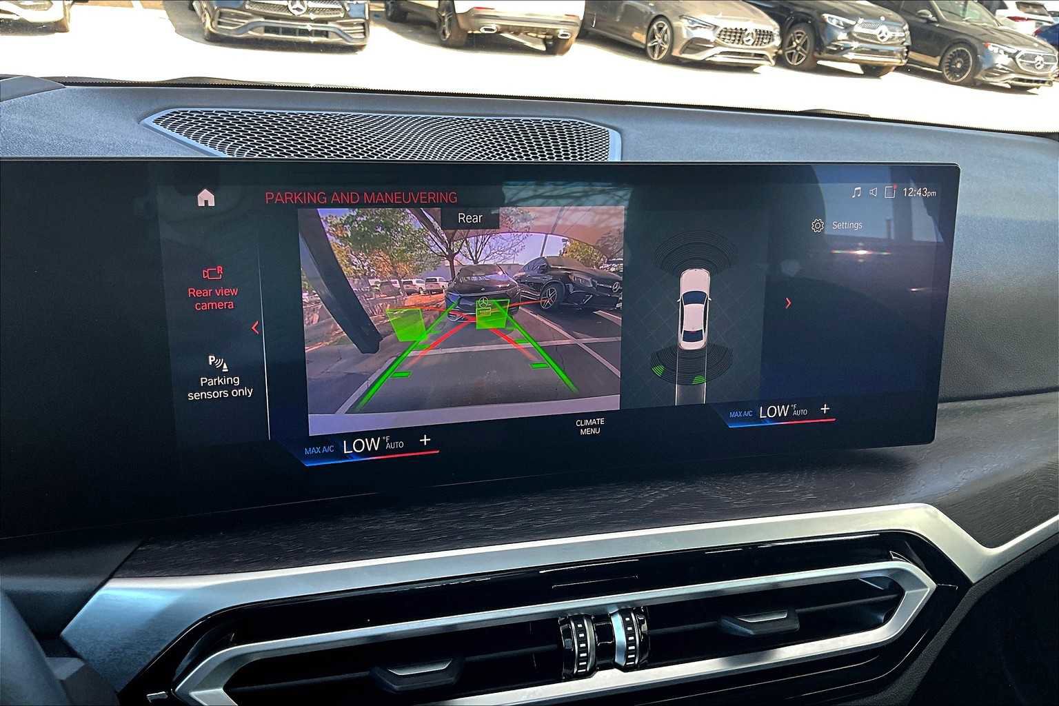 Used 2023 BMW 330e xDrive w/ Premium Package image 25