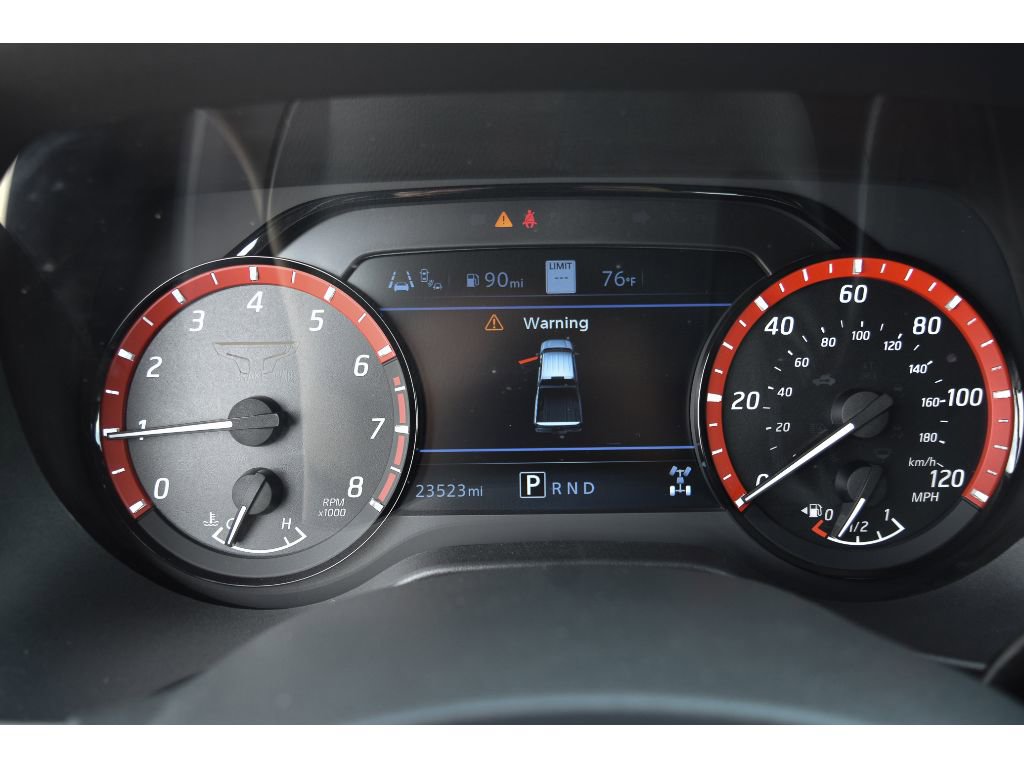 Used 2024 Nissan Titan PRO-4X image 17