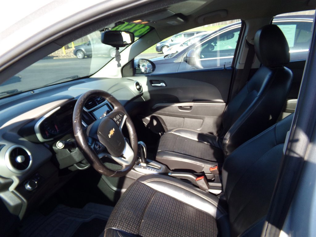 Used 2017 Chevrolet Sonic Premier image 6