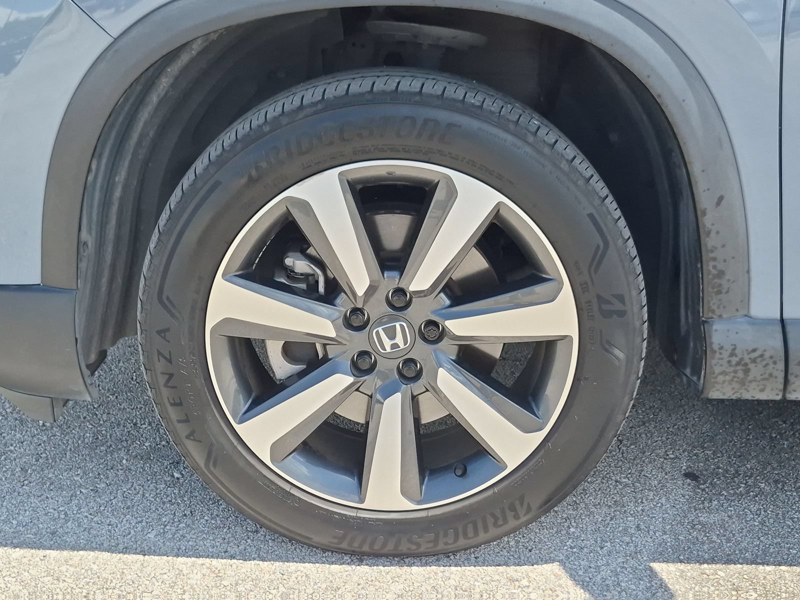 Used 2023 Honda Pilot Touring image 24
