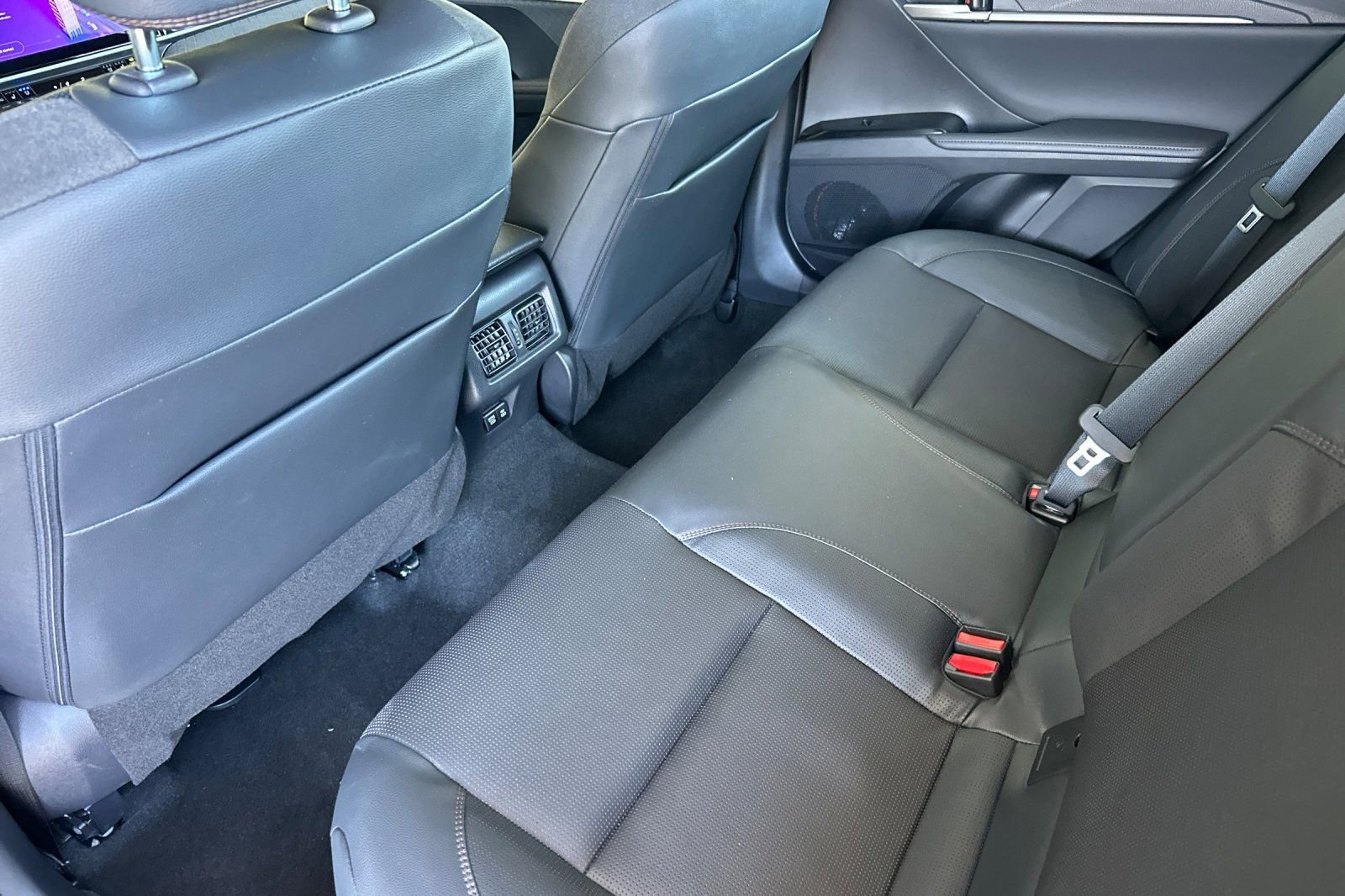 Used 2025 Toyota Camry XLE w/ Premium Package FWD image 14