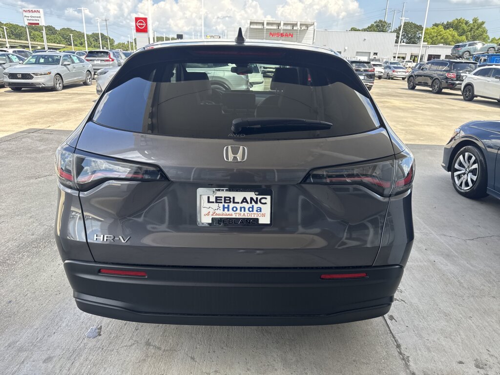 New 2027 Honda HR-V LX image 5
