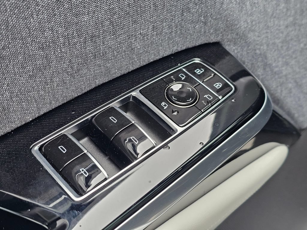 Certified 2025 Cadillac Escalade Sport Platinum AWD/4WD image 25