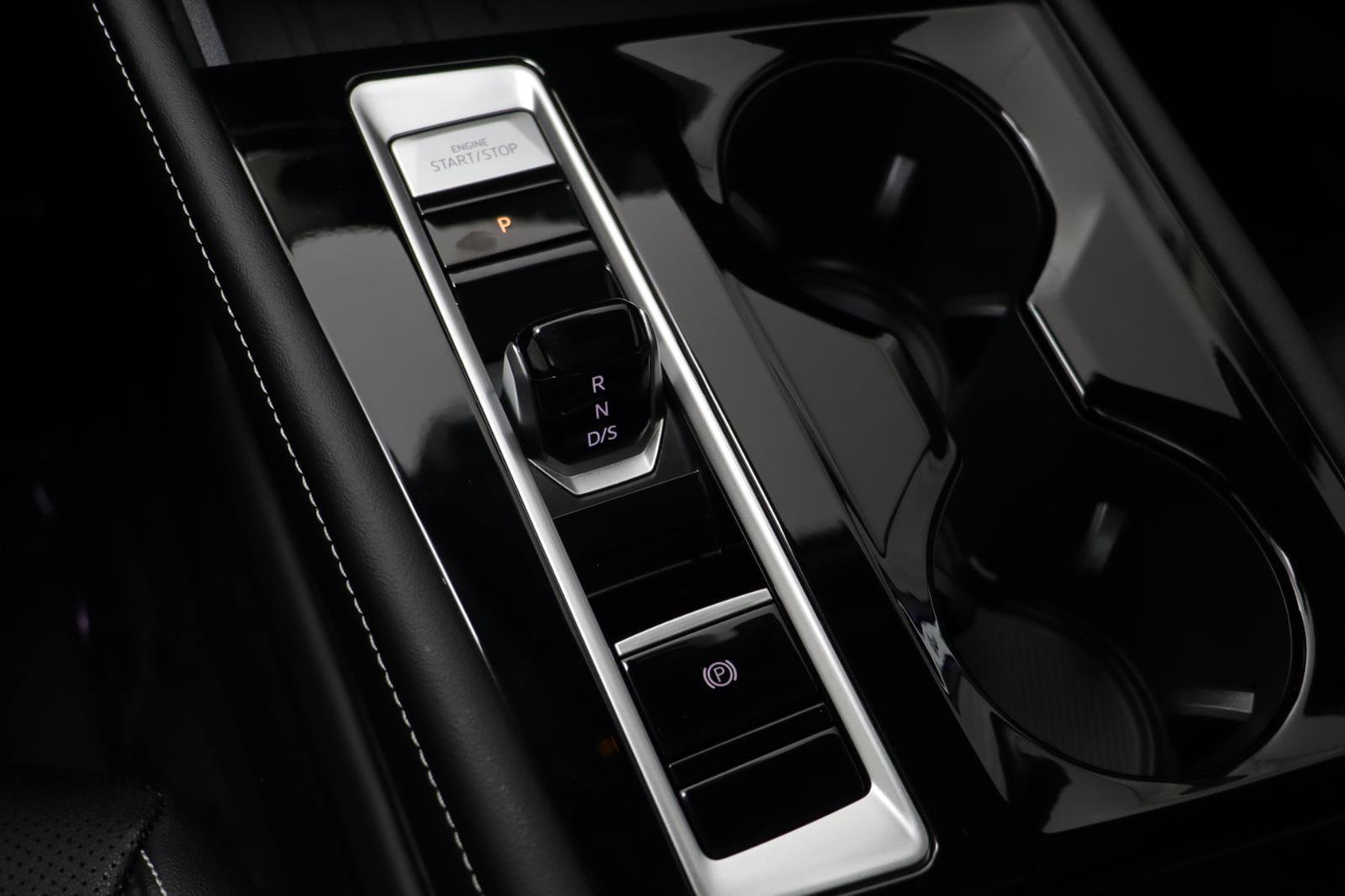 New 2026 Volkswagen Atlas SE image 10