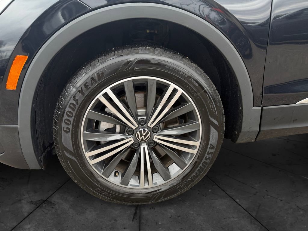 Used 2024 Volkswagen Tiguan Wolfsburg Edition image 14
