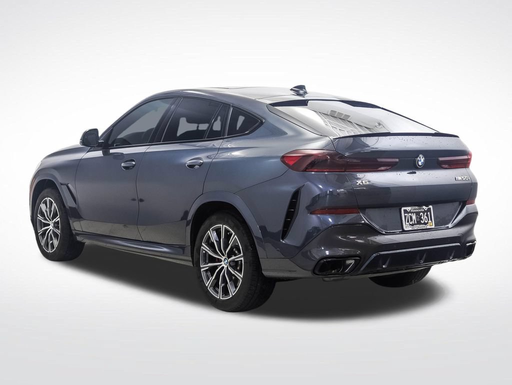 Used 2022 BMW X6 M50i w/ Premium Package AWD/4WD image 3
