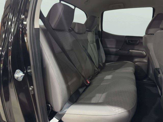 Used 2023 Toyota Tacoma SR5 RWD image 18