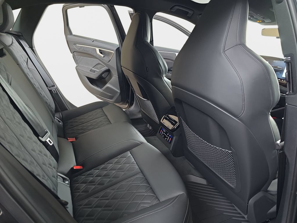 New 2026 Audi A6 Prestige AWD/4WD image 11