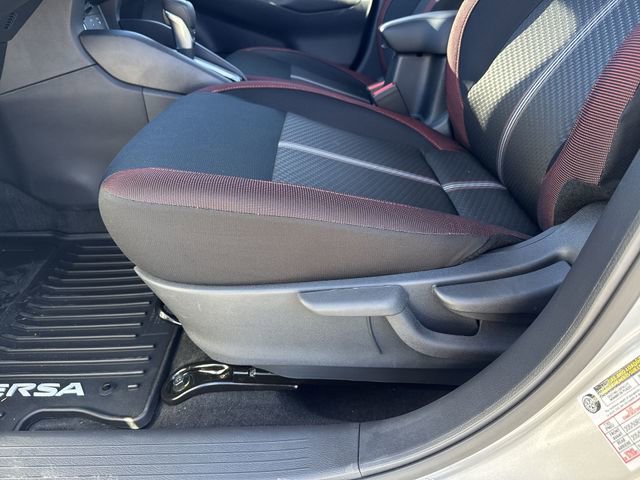 New 2025 Nissan Versa SR w/ Trunk Package FWD image 27