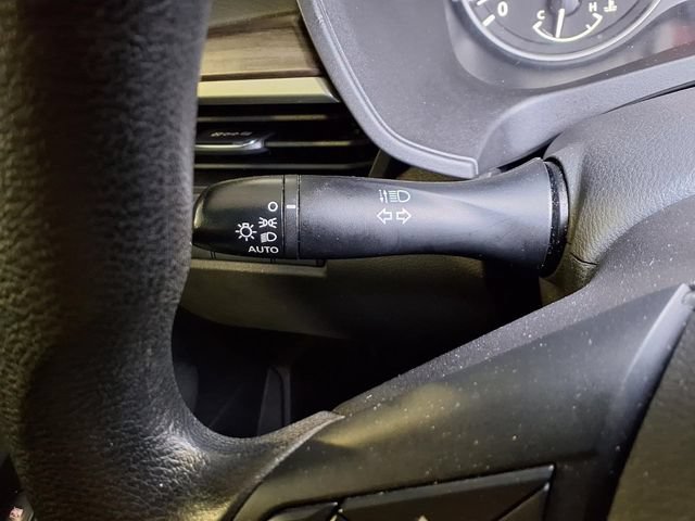 Used 2023 Nissan Altima 2.5 SV AWD/4WD image 12