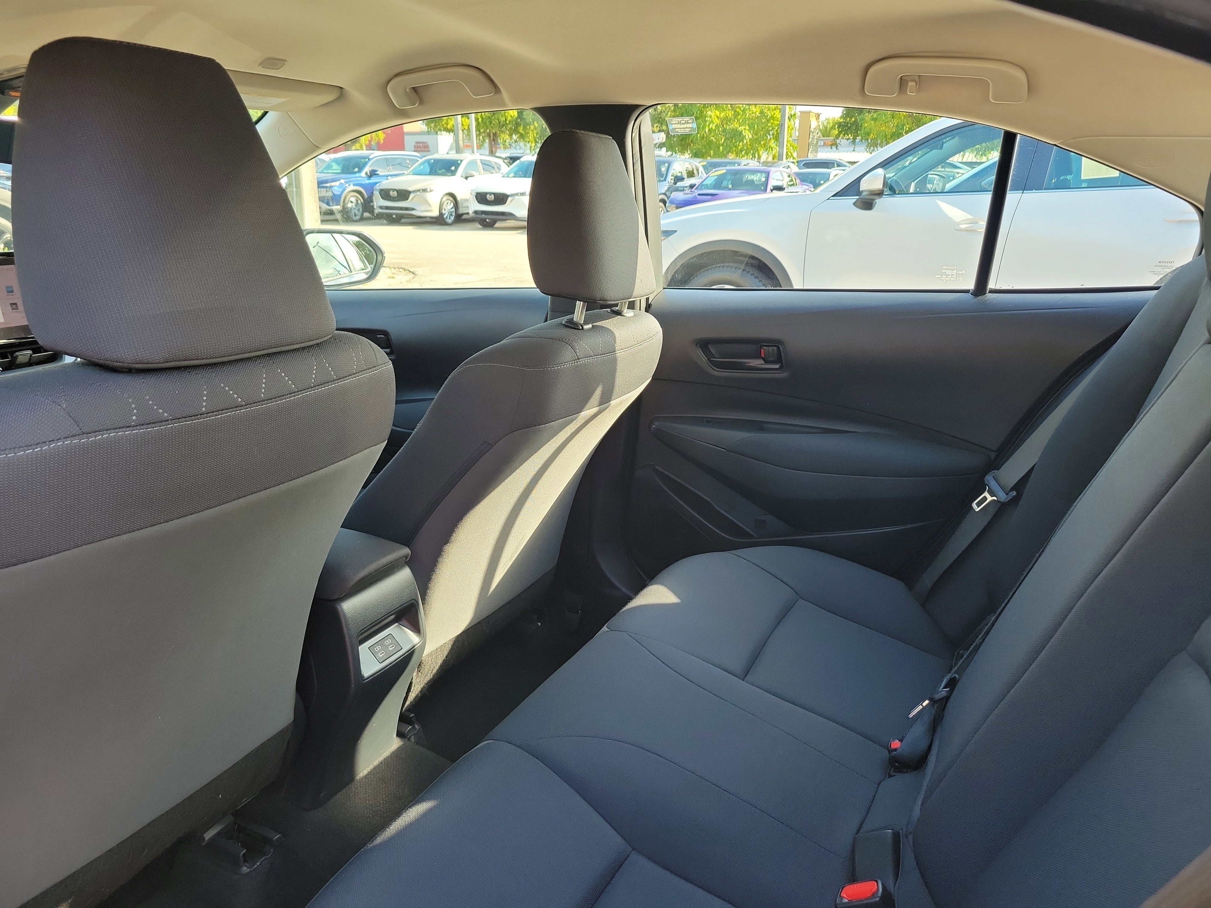 Used 2023 Toyota Corolla LE image 5