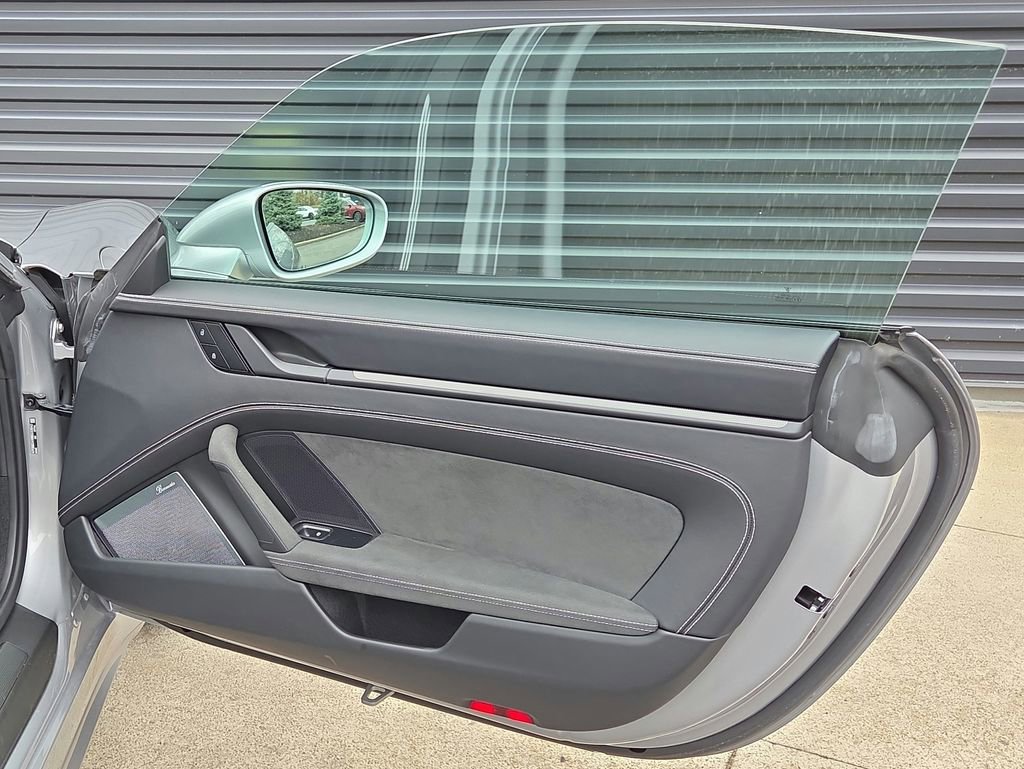 Certified 2024 Porsche 911 Targa 4 GTS image 20
