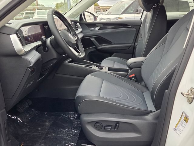 New 2026 Volkswagen Tiguan SE AWD/4WD image 5