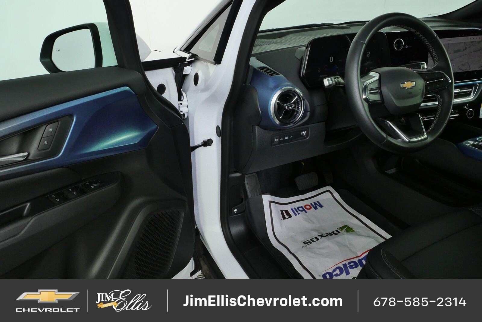 New 2026 Chevrolet Equinox EV LT AWD/4WD image 8