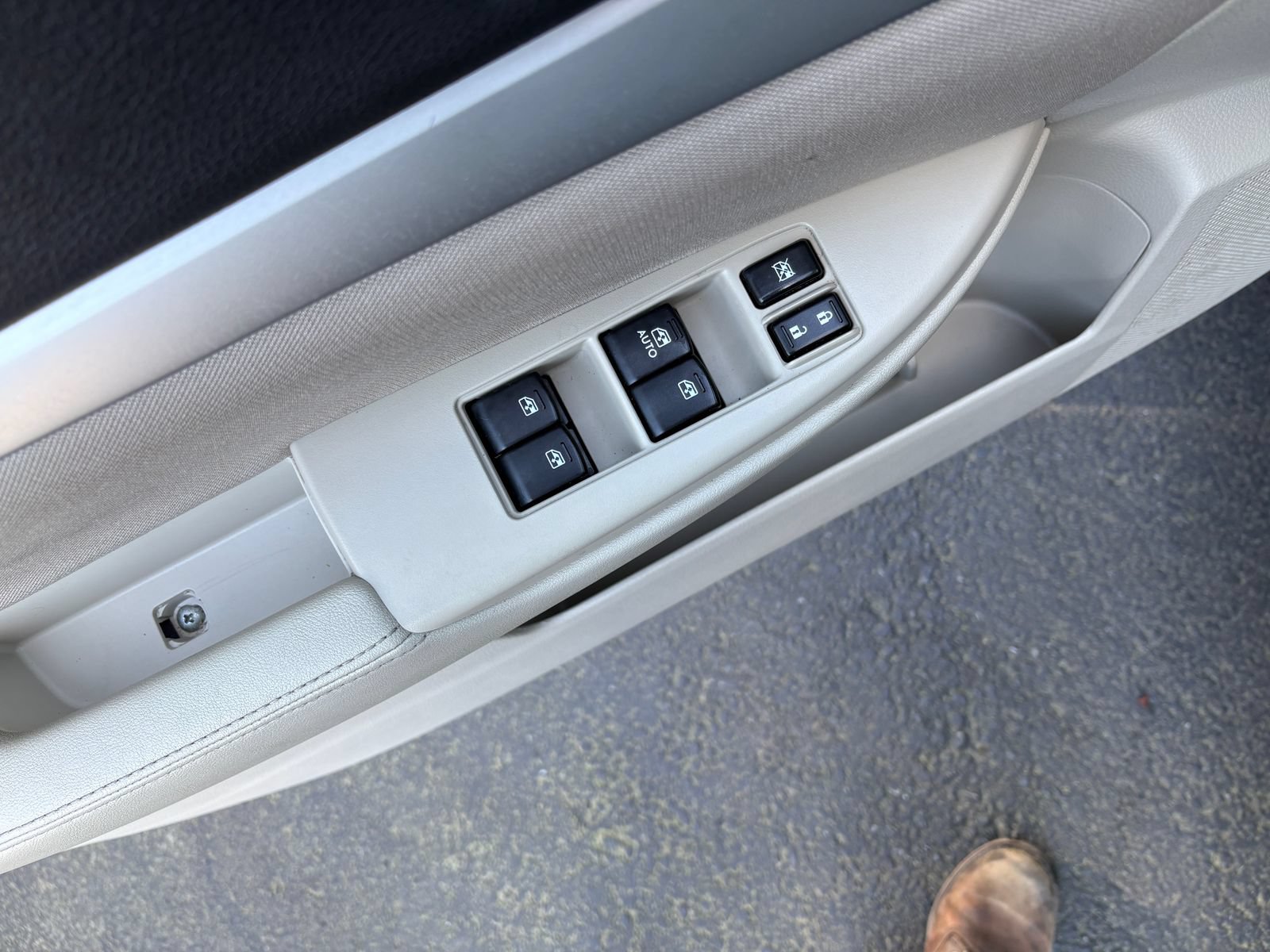 Used 2014 Subaru Outback 2.5i AWD/4WD image 17