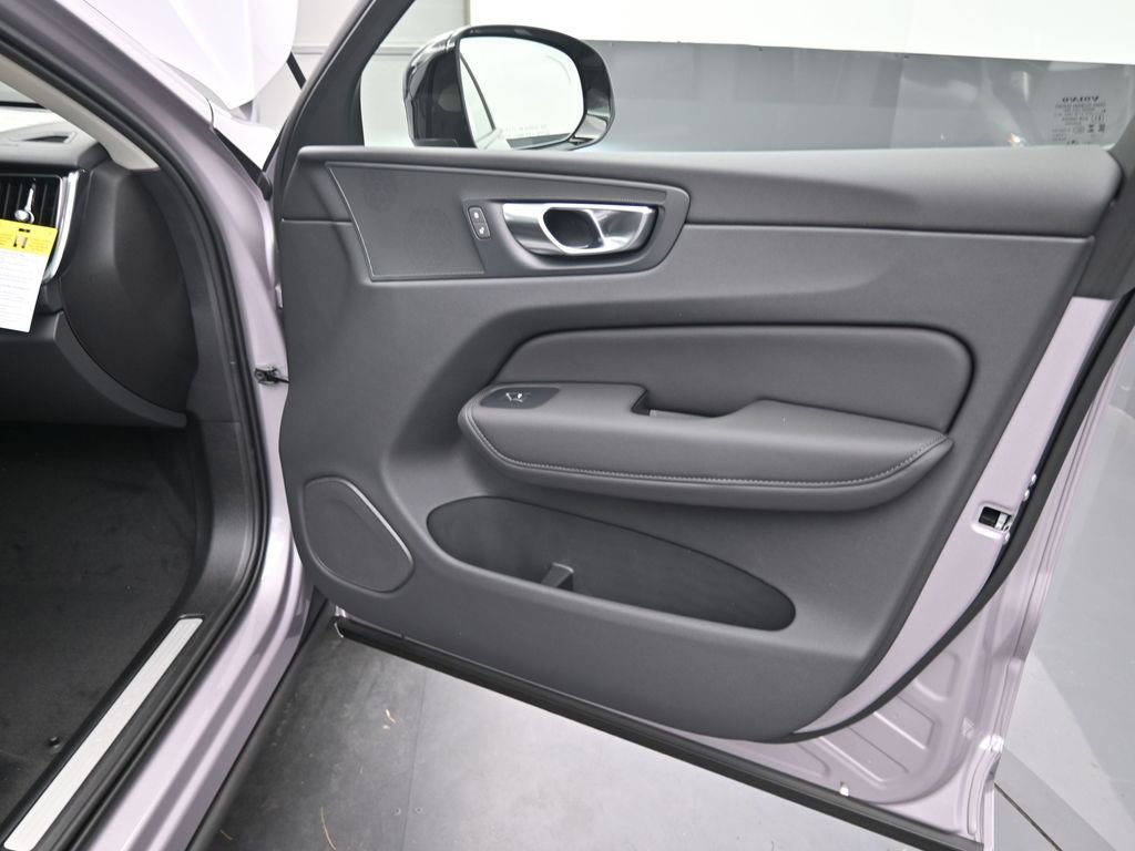 New 2026 Volvo XC60 B5 Plus w/ Protection Package Premier image 34