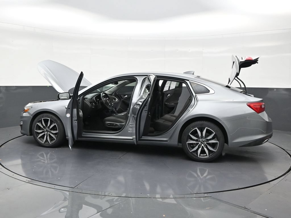 Used 2024 Chevrolet Malibu RS FWD image 30