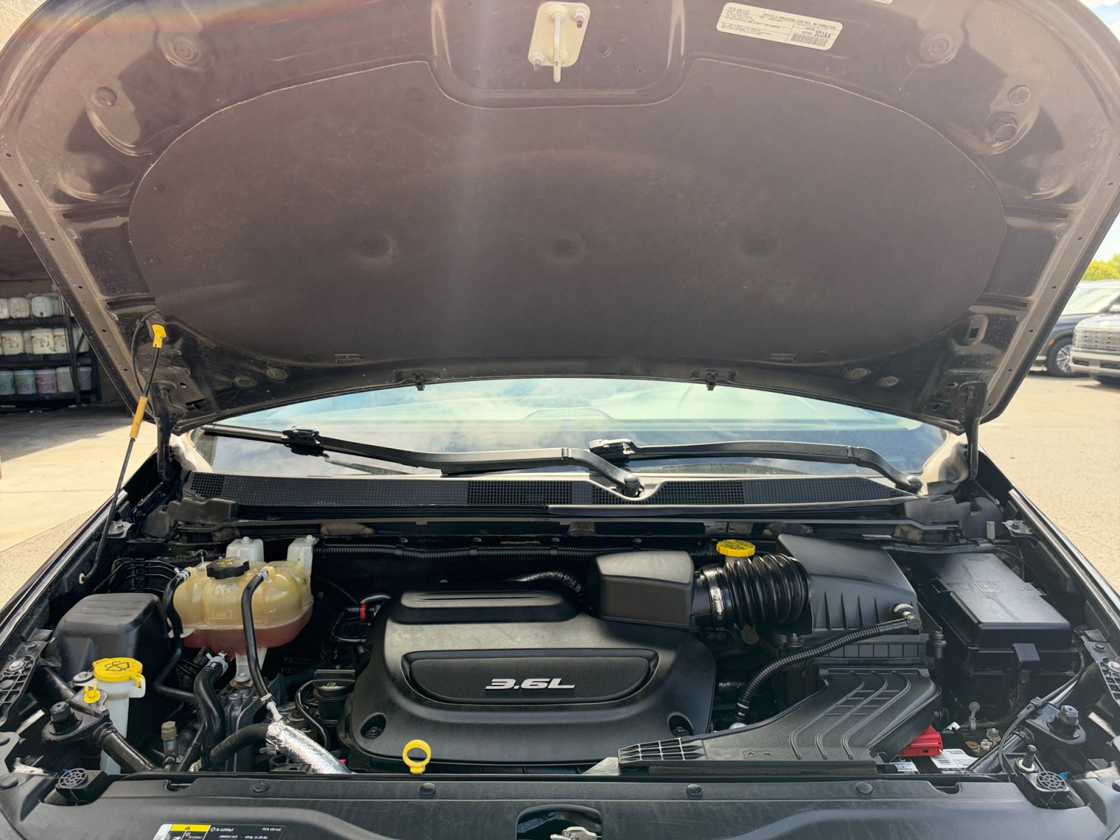 Used 2018 Chrysler Pacifica Touring-L w/ Advanced Safetytec Group FWD image 22