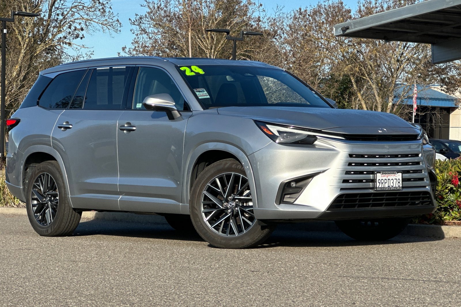 Used 2024 Lexus TX 350 FWD image 2