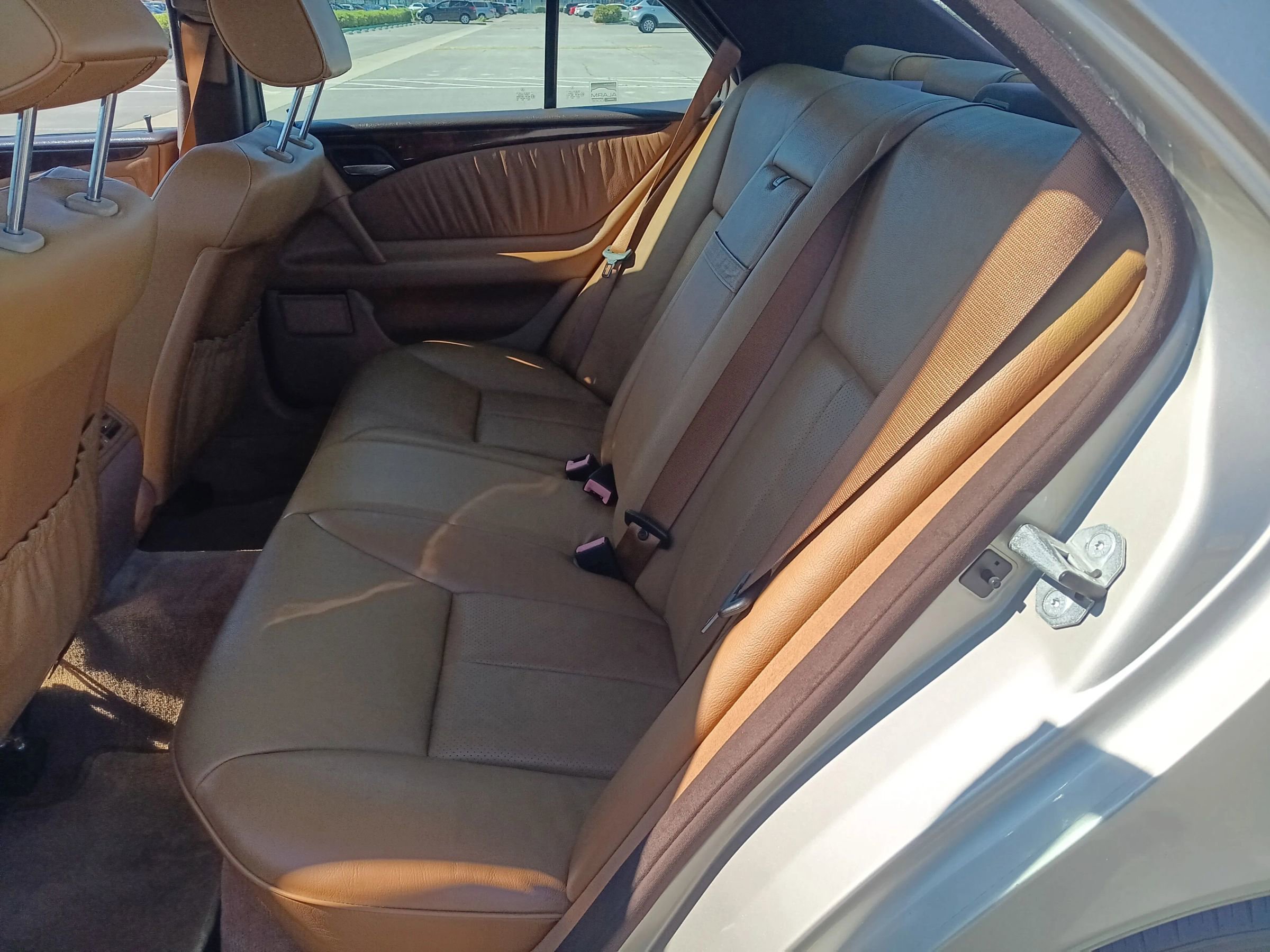 Used 1998 Mercedes-Benz E 320 Sedan image 12