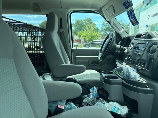 Used 2011 Ford E-350 and Econoline 350 XLT RWD image 15