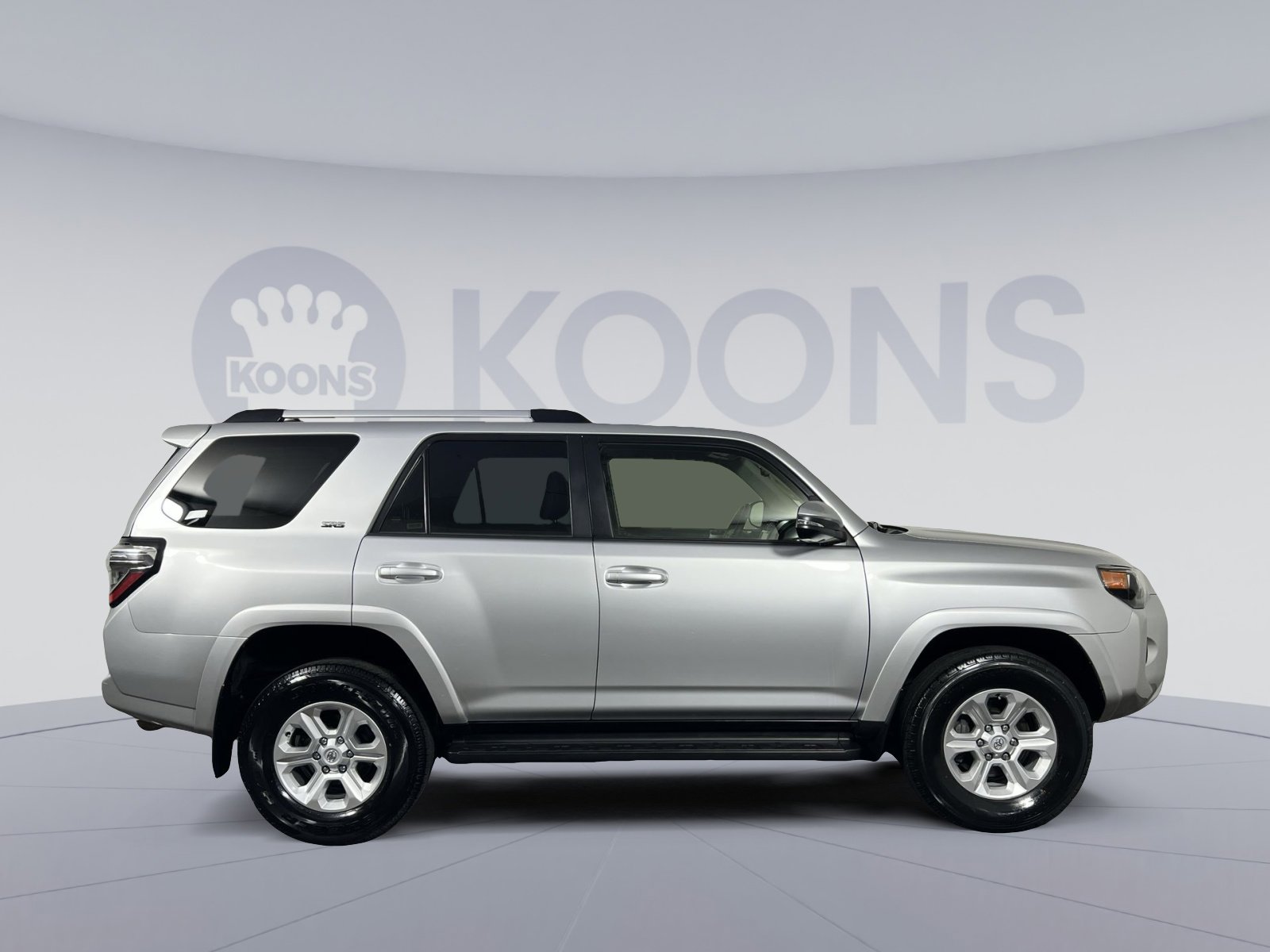 Used 2024 Toyota 4Runner SR5 Premium image 8